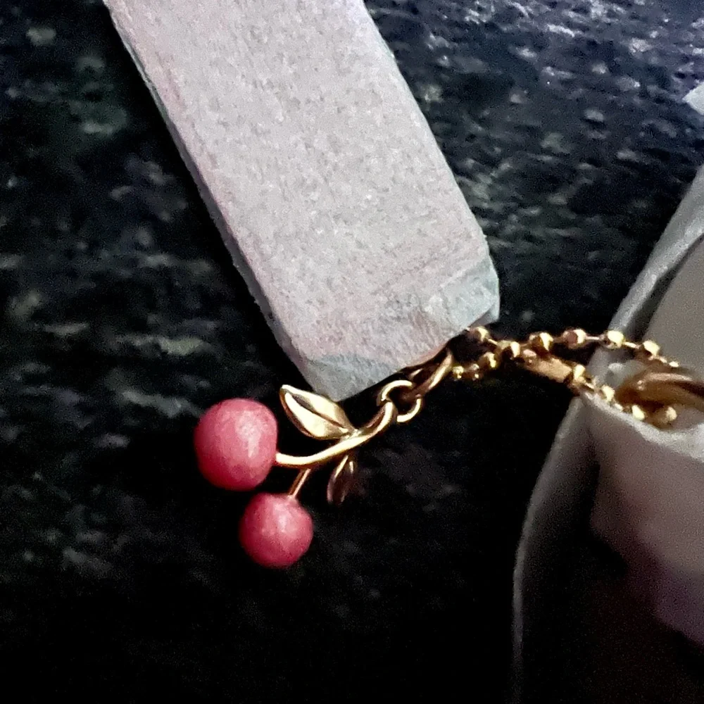 Coach Jamie camera bag signature canvas with cherry heart print - Picture 5 of 6